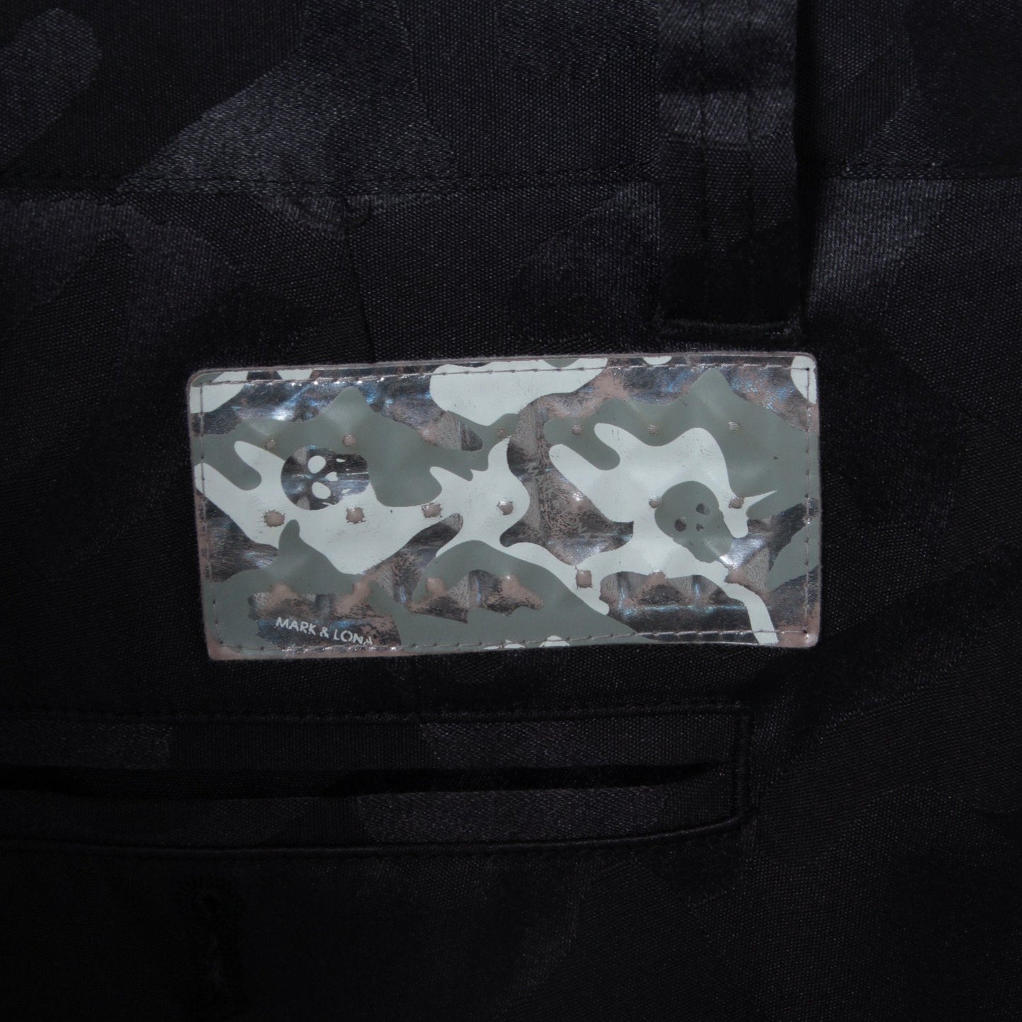 Well out JQ Chino | MEN